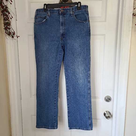 (878) Dickies Flex Men's Active Waist Work Jeans, Size: 36 x 30 Color: Blue (2) - Picture 4 of 15